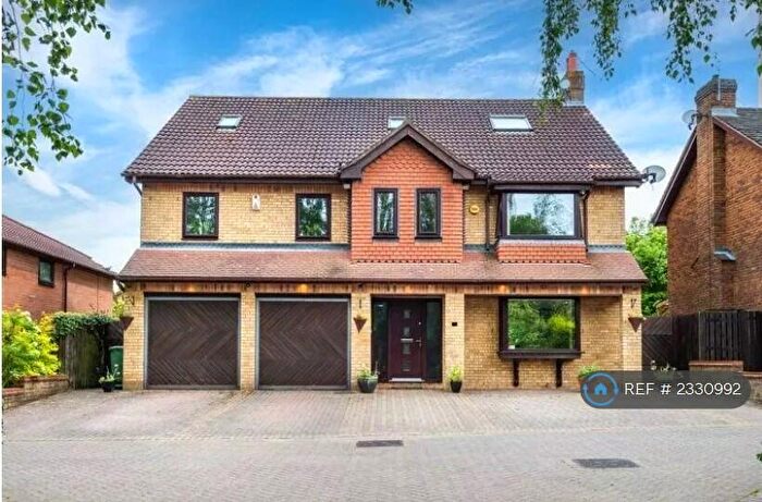 Studio To Rent In Shenley Lodge, Milton Keynes, Buckinghamshire, MK5