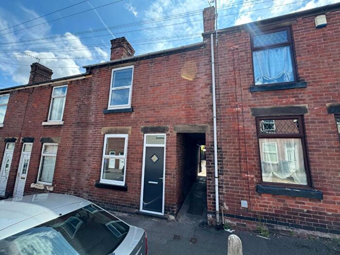 2 Bedroom Terraced House To Rent In Nelson Street, Whittington Moor Chesterfield, S41