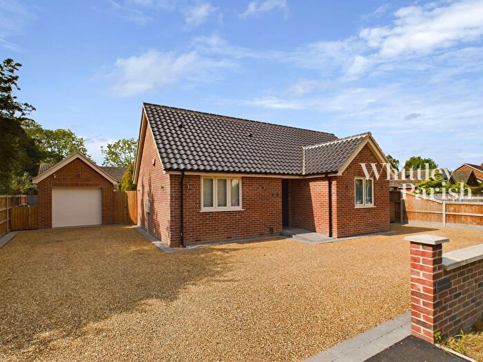 3 Bedroom Bungalow For Sale In Station Road, Aslacton, Norwich, NR15