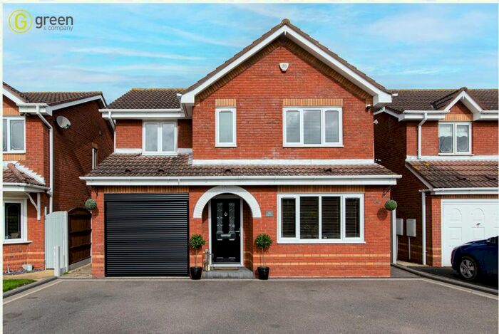 4 Bedroom Detached House For Sale In Oxbridge Way, Tamworth, B79