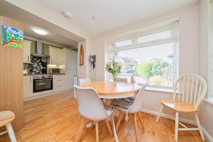 2 Bedroom Semi-Detached Bungalow For Sale In Baldorran Crescent, Balloch, G68