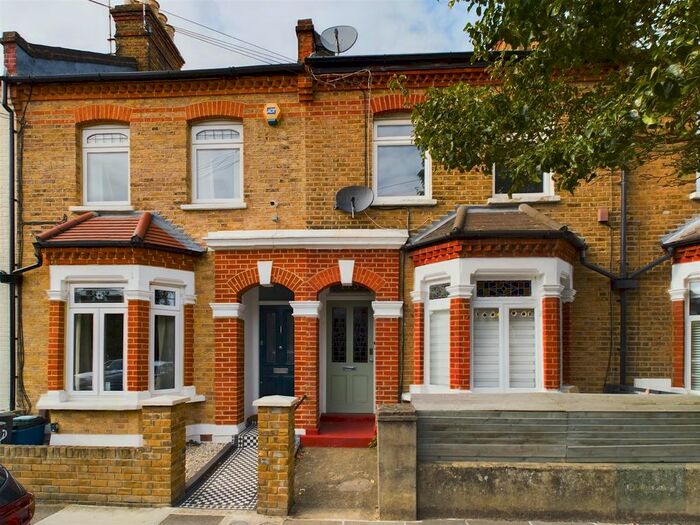 1 Bedroom Flat To Rent In Amyand Park Road, St Margarets, Twickenham, TW1