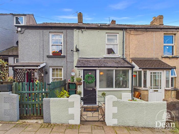 2 Bedroom Terraced House For Sale In Belle Vue Road, Cinderford, GL14