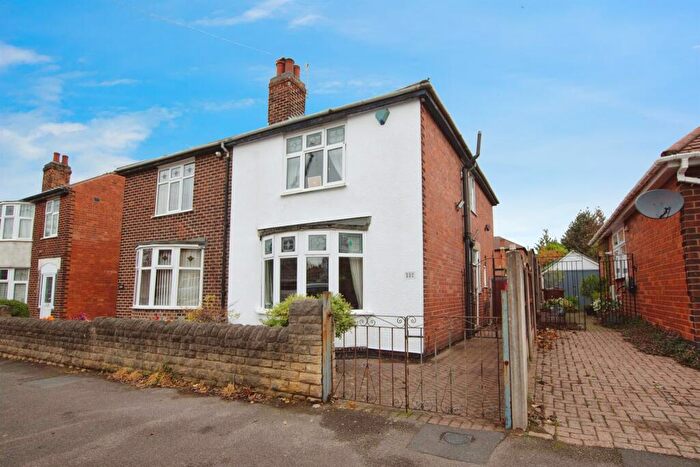 3 Bedroom Semi Detached House For Sale In Piccadilly, Nottingham, NG6