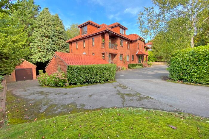 2 Bedroom Flat To Rent In Kent Road, Harrogate, Hg`, HG1