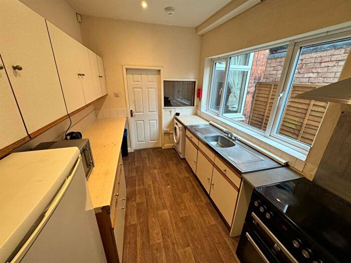 4 Bedroom Terraced House To Rent In Room, Bramble Street, Stoke, Coventry, CV1