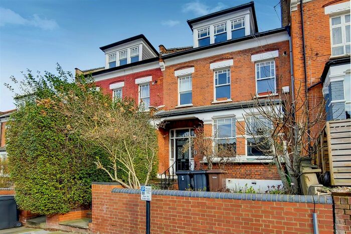 2 Bedroom Flat To Rent In Hillfield Avenue, Crouch End, N8