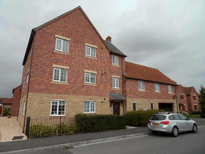 2 Bedroom Flat To Rent In Pastures Avenue, St Georges, BS22