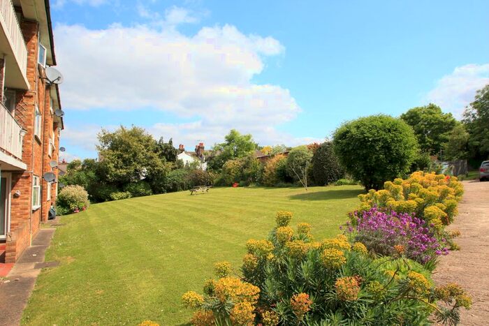 1 Bedroom Flat To Rent In Bessborough Road, Harrow, HA1