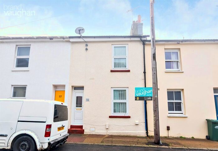 2 Bedroom Terraced House To Rent In Holland Street, Brighton, East Sussex, BN2