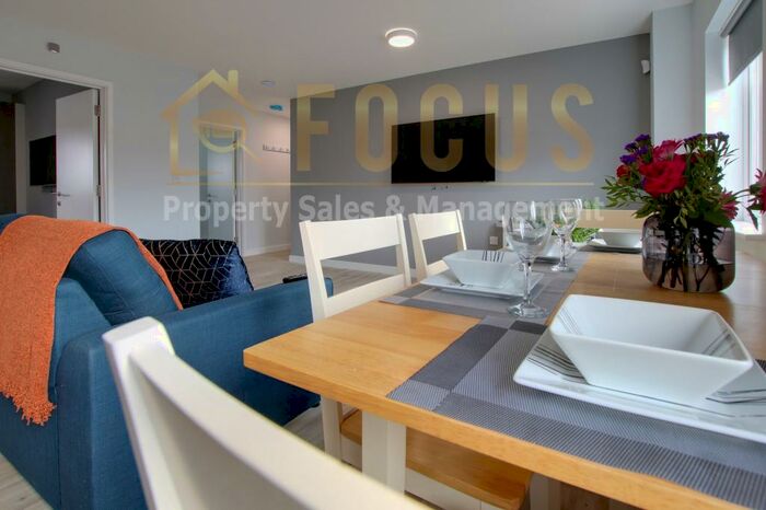 2 Bedroom Apartment To Rent In Houlditch Road, Dhian House, LE2