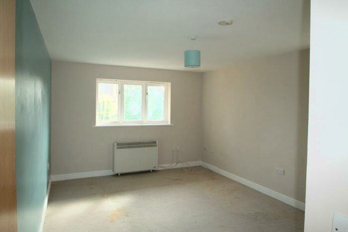 2 Bedroom Apartment To Rent In Churchhill Court, Woolwich, SE18