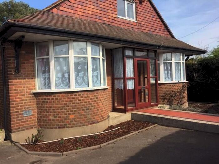 4 Bedroom Bungalow To Rent In Staines Road, Feltham, TW14