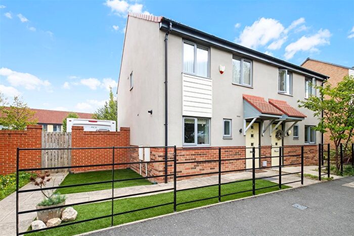 3 Bedroom Semi Detached House For Sale In John Williams Boulevard, Darlington, DL1