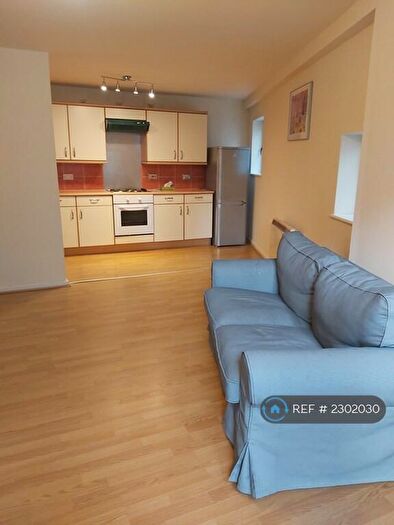 2 Bedroom Flat To Rent In City Heights, Birmingham, B4