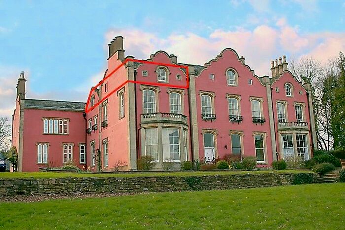 1 Bedroom Flat For Sale In The Haie, Newnham, Gloucestershire., GL14