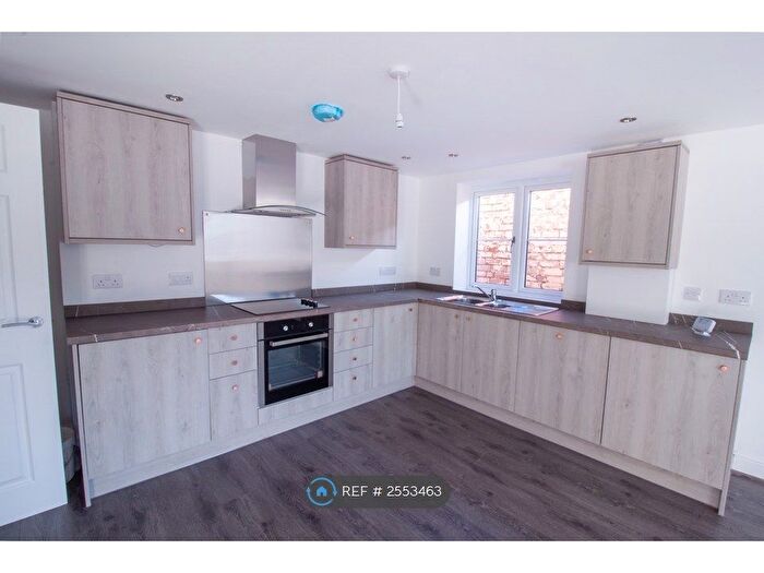 2 Bedroom Flat To Rent In Hagley Road, Stourbridge, DY8