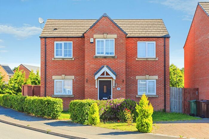 3 Bedroom Detached House For Sale In Prince Albert Road, Wakefield, WF1