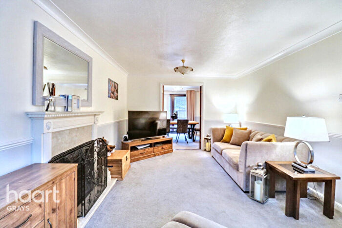 4 Bedroom Detached House For Sale In Triumph Close, Grays, RM16