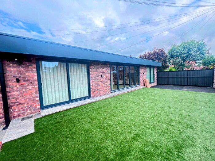 1 Bedroom Bungalow To Rent In The Jam Pot, FY8