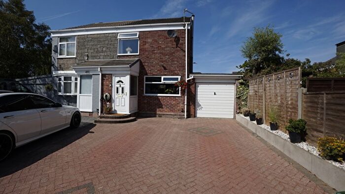3 Bedroom Semi Detached House For Sale In Thirlmere Avenue, Ashton-In-Makerfield, WN4