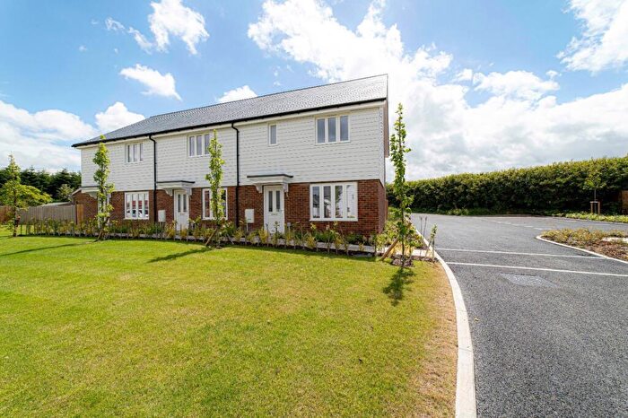 3 Bedroom End Of Terrace House For Sale In Barnsole Road, Staple, Canterbury, CT3