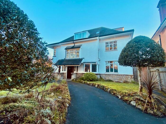 2 Bedroom Apartment To Rent In Queens Park, Bournemouth, Dorset, BH8