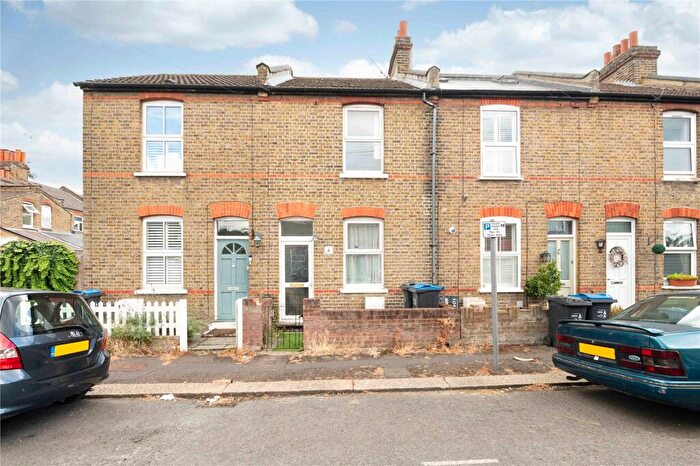3 Bedroom Terraced House To Rent In Stanley Road, Morden, SM4