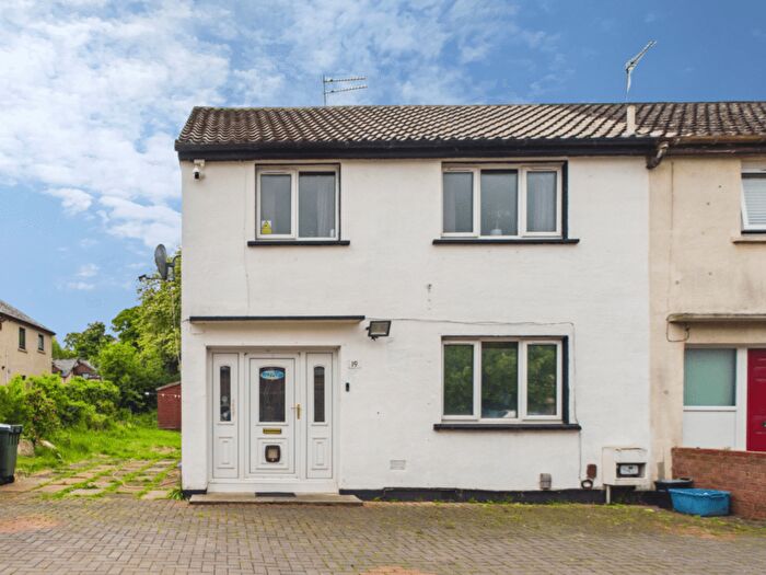 3 Bedroom End Of Terrace House For Sale In St Katharines Crescent, Edinburgh, EH16
