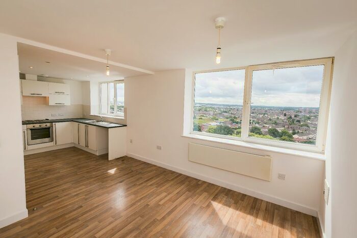 2 Bedroom Flat To Rent In Roughwood Drive, Kirkby, Liverpool, L33