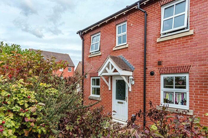 2 Bedroom End Of Terrace House To Rent In Spencer Road, Wellingborough, NN8