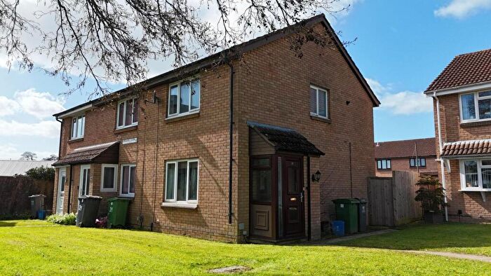 2 Bedroom End Of Terrace House For Sale In Limeslade Close, Cardiff, CF5