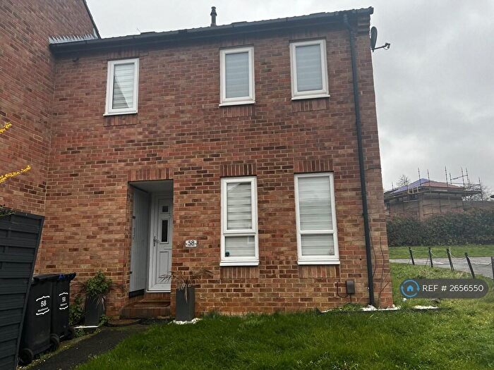 3 Bedroom End Of Terrace House To Rent In Northampton, Northampton, NN3