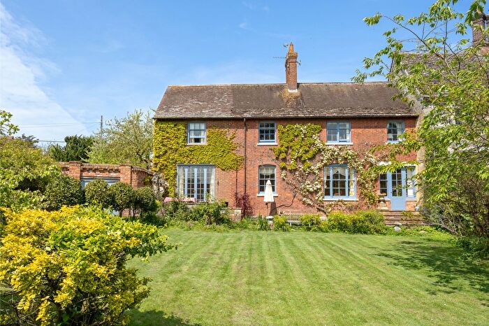 5 Bedroom Semi-Detached House For Sale In Iwerne Minster, Blandford Forum, Dorset, DT11
