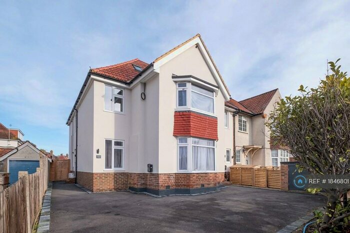 2 Bedroom Flat To Rent In Ewell Road, Surbiton, KT6