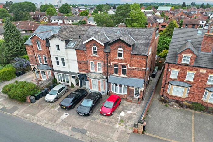 2 Bedroom Flat To Rent In Dovecote Lane, Beeston, NG9