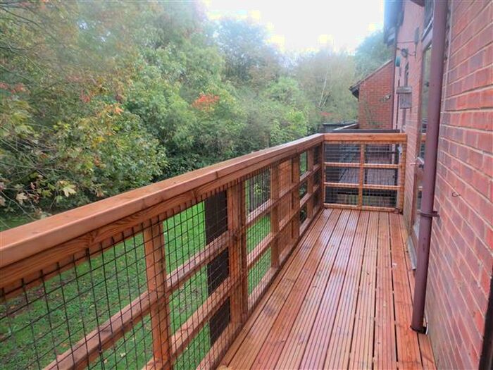 2 Bedroom Apartment To Rent In Jeeves Close, Peartree Bridge, Milton Keynes, MK6