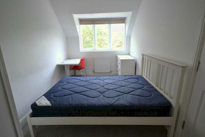 4 Bedroom Apartment To Rent In London Road, Leicester, LE2