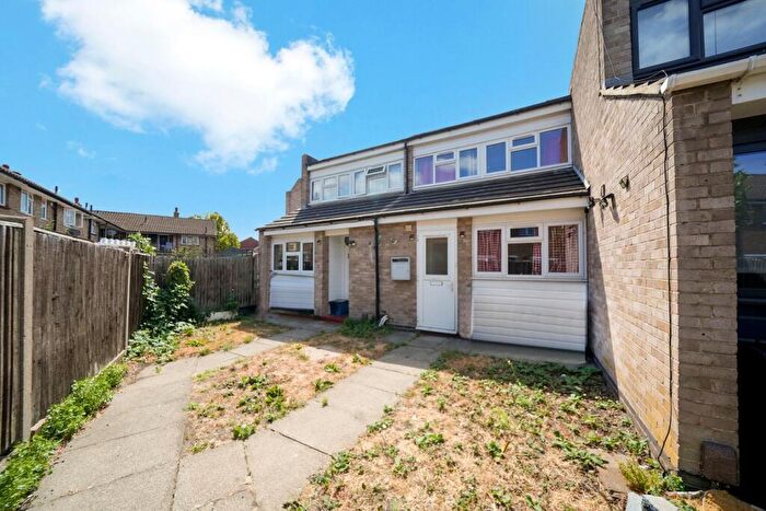 2 Bedroom Terraced House For Sale In Grace Road, Croydon, CR0