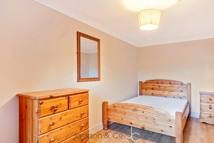 5 Bedroom Barn Conversion To Rent In De Vere Lane, Wivenhoe, CO7