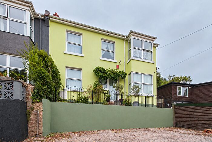 4 Bedroom End Of Terrace House For Sale In Teignmouth Road, Torre, Torquay, TQ1