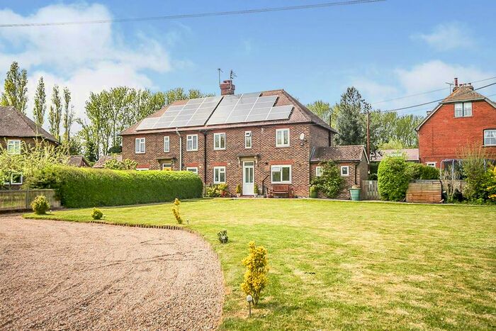 3 Bedroom Semi-Detached House For Sale In Desmond Crescent, Canterbury Road, Faversham, ME13