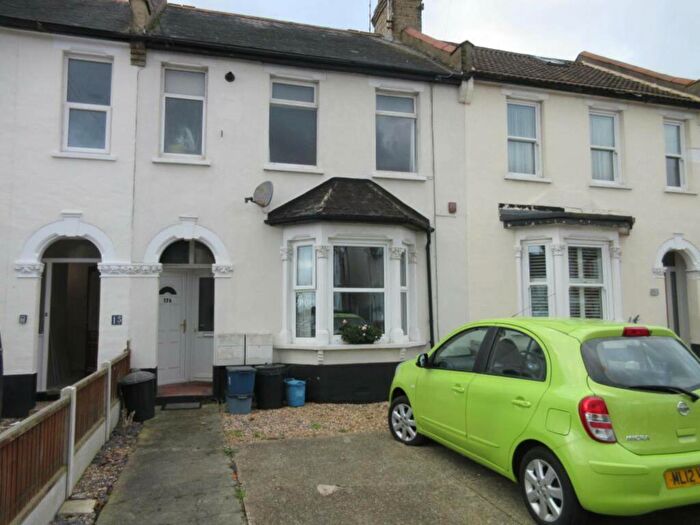 1 Bedroom Flat To Rent In Gff Ilfracombe Road, Southend On Sea, SS2