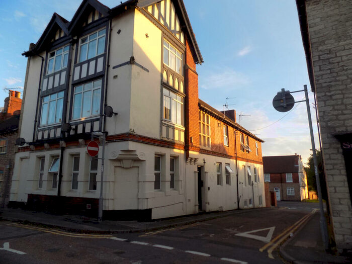 1 Bedroom Flat To Rent In Norfolk House, Norfolk Street, Worksop, S80