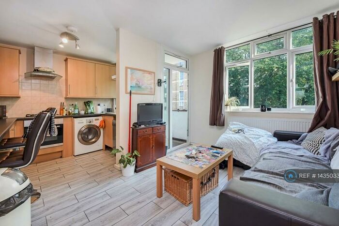 4 Bedroom Maisonette To Rent In Treves House, London, E1