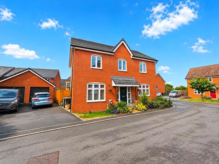 4 Bedroom Detached House For Sale In Eddy Croft, Dursley, Gloucestershire, GL11