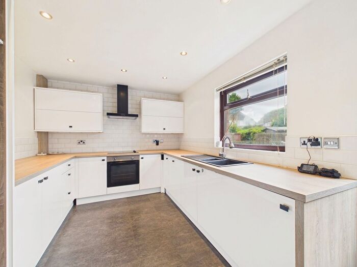 3 Bedroom End Terrace House For Sale In West Crescent, Gateshead, NE10