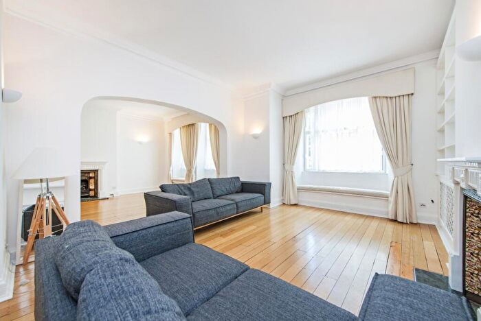 4 Bedroom Flat To Rent In Hanover House St. Johns Wood, NW8