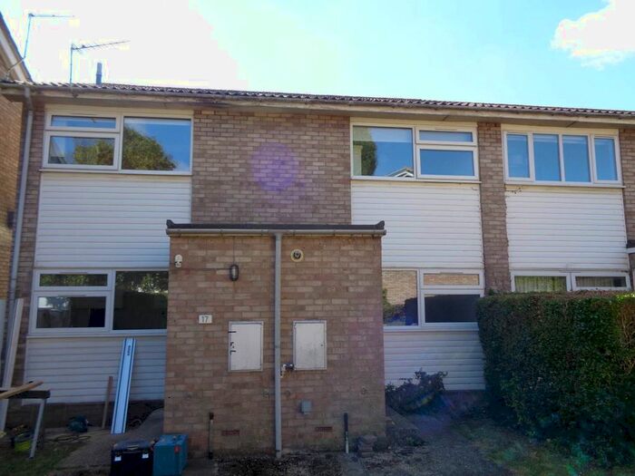 2 Bedroom Maisonette To Rent In Enniskillen Road, Cambridge, CB4