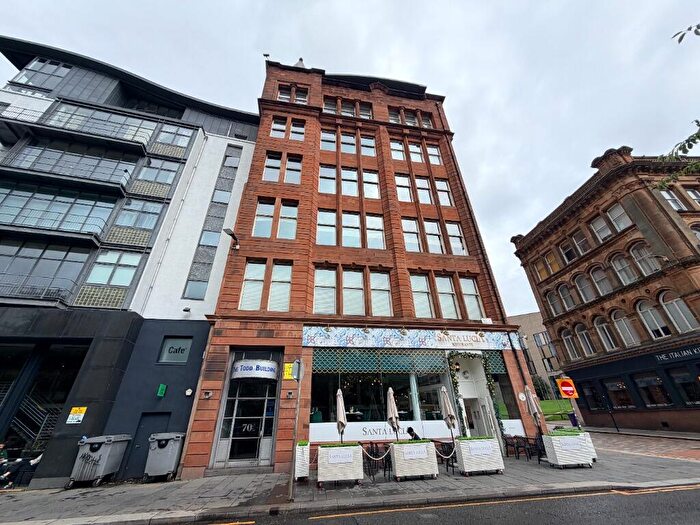 2 Bedroom Flat To Rent In Ingram Street, City Centre, Glasgow, G1